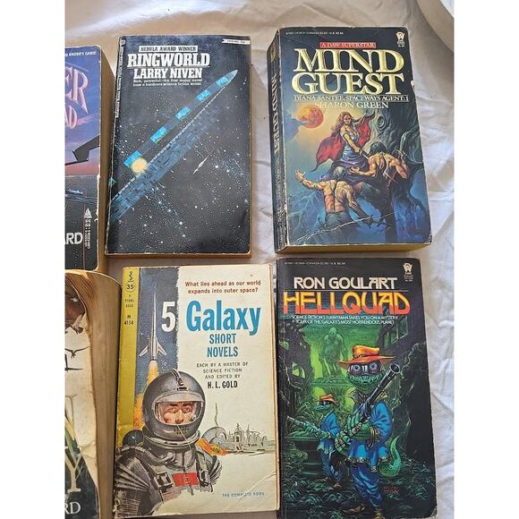 Lot of 9 Orson Scott Card, Ron Goulart, Larry Niven Sci-Fi Paperback Books - Picture 3 of 4
